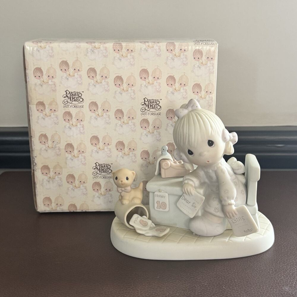 Precious Moments Praise the Lord Anyhow E-9254 1982 Girl Desk Cat Vintage